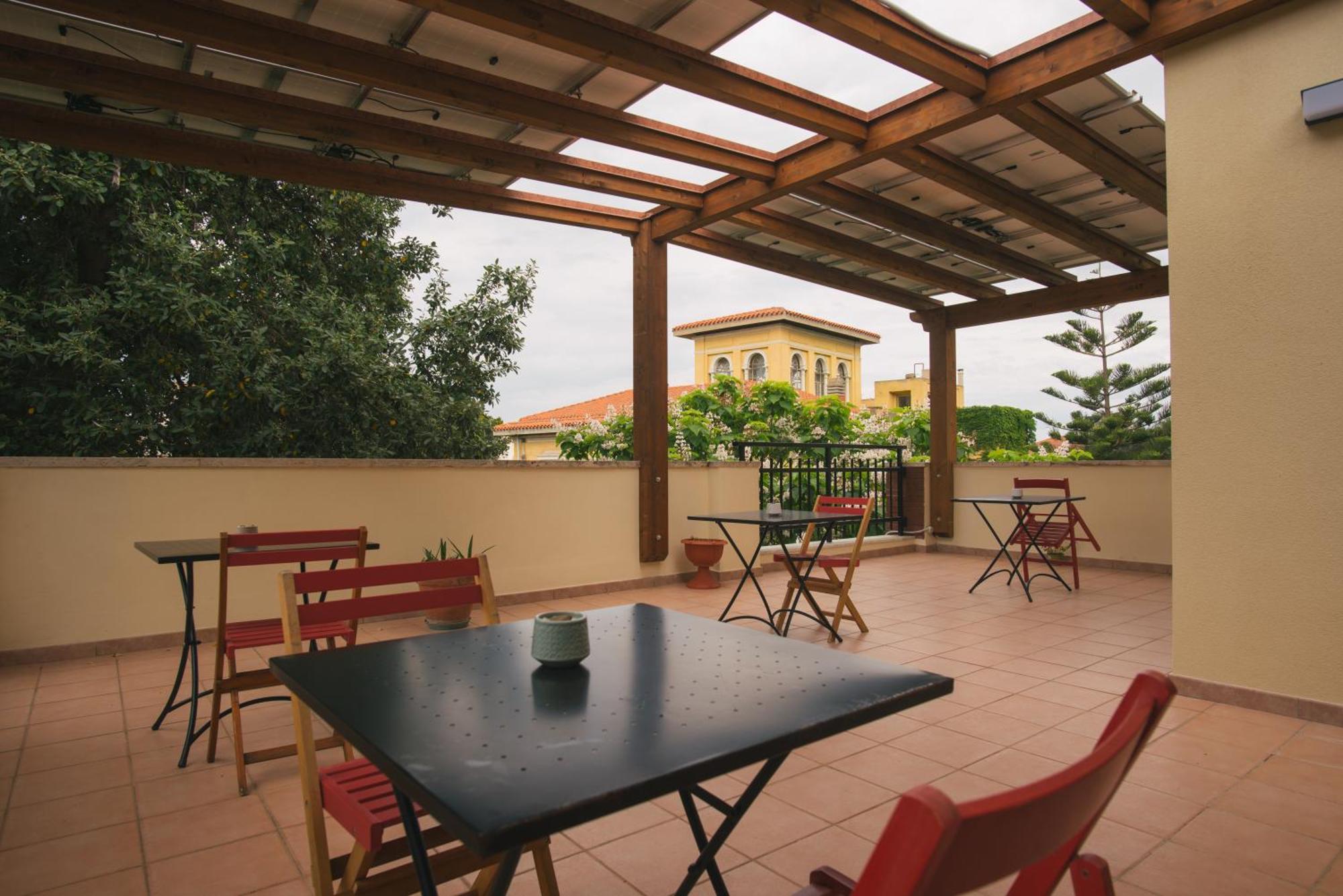 Locanda Dei Buoni E Cattivi Cagliari Exterior photo